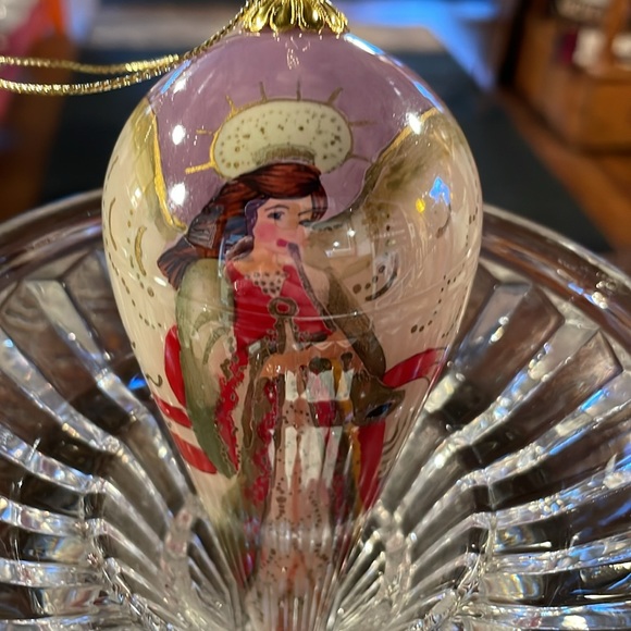 Pier 1 Li Bien Hand Painted Glass Ornament - Picture 2 of 8